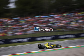 2024-06-23 - 09 MAINI Kush (ind), Invicta Racing, Dallara F2 2024, action during the 6th round of the 2024 FIA Formula 2 Championship from June 21 to 23, 2024 on the Circuit de Barcelona-Catalunya, in Montmeló, Spain - AUTO - FORMULA 2 2024 - BARCELONA - FORMULA 2 - MOTORS