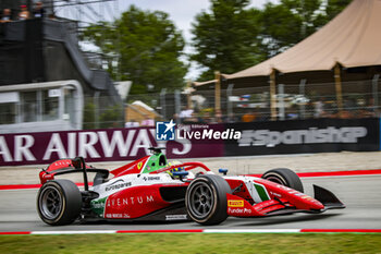 2024-06-23 - 03 BEARMAN Oliver (gbr), Prema Racing, Dallara F2 2024, action during the 6th round of the 2024 FIA Formula 2 Championship from June 21 to 23, 2024 on the Circuit de Barcelona-Catalunya, in Montmeló, Spain - AUTO - FORMULA 2 2024 - BARCELONA - FORMULA 2 - MOTORS