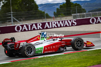 2024-06-23 - 03 BEARMAN Oliver (gbr), Prema Racing, Dallara F2 2024, action during the 6th round of the 2024 FIA Formula 2 Championship from June 21 to 23, 2024 on the Circuit de Barcelona-Catalunya, in Montmeló, Spain - AUTO - FORMULA 2 2024 - BARCELONA - FORMULA 2 - MOTORS