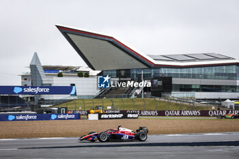 2024-07-05 - 22 VERSCHOOR Richard (nld), Trident, Dallara F2 2024, action during the 8th round of the 2024 FIA Formula 2 Championship from July 5 to 7, 2024 on the Silverstone Circuit, in Silverstone, United Kingdom - AUTO - FORMULA 2 2024 - SILVERSTONE - FORMULA 2 - MOTORS