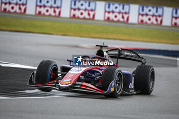 2024-07-05 - 22 VERSCHOOR Richard (nld), Trident, Dallara F2 2024, action during the 8th round of the 2024 FIA Formula 2 Championship from July 5 to 7, 2024 on the Silverstone Circuit, in Silverstone, United Kingdom - AUTO - FORMULA 2 2024 - SILVERSTONE - FORMULA 2 - MOTORS