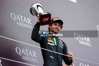 2024-07-06 - ANTONELLI Andrea Kimi (ita), Prema Racing, Dallara F2 2024, portrait celebration during the 8th round of the 2024 FIA Formula 2 Championship from July 5 to 7, 2024 on the Silverstone Circuit, in Silverstone, United Kingdom - AUTO - FORMULA 2 2024 - SILVERSTONE - FORMULA 2 - MOTORS