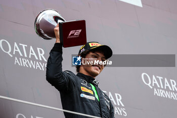 2024-07-06 - ANTONELLI Andrea Kimi (ita), Prema Racing, Dallara F2 2024, portrait celebration during the 8th round of the 2024 FIA Formula 2 Championship from July 5 to 7, 2024 on the Silverstone Circuit, in Silverstone, United Kingdom - AUTO - FORMULA 2 2024 - SILVERSTONE - FORMULA 2 - MOTORS