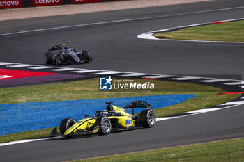 2024-07-07 - 09 MAINI Kush (ind), Invicta Racing, Dallara F2 2024, action during the 8th round of the 2024 FIA Formula 2 Championship from July 5 to 7, 2024 on the Silverstone Circuit, in Silverstone, United Kingdom - AUTO - FORMULA 2 2024 - SILVERSTONE - FORMULA 2 - MOTORS