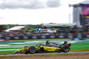 2024-07-07 - 10 BORTOLETO Gabriel (bra), Invicta Racing, Dallara F2 2024, action during the 8th round of the 2024 FIA Formula 2 Championship from July 5 to 7, 2024 on the Silverstone Circuit, in Silverstone, United Kingdom - AUTO - FORMULA 2 2024 - SILVERSTONE - FORMULA 2 - MOTORS