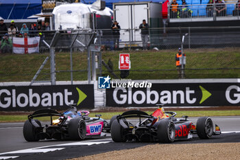 2024-07-07 - 20 HADJAR Isack (fra), Campos Racing, Dallara F2 2024, 01 MARTINS Victor (fra), ART Grand Prix, Dallara F2 2024, action during the 8th round of the 2024 FIA Formula 2 Championship from July 5 to 7, 2024 on the Silverstone Circuit, in Silverstone, United Kingdom - AUTO - FORMULA 2 2024 - SILVERSTONE - FORMULA 2 - MOTORS