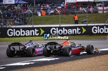 2024-07-07 - 20 HADJAR Isack (fra), Campos Racing, Dallara F2 2024, 01 MARTINS Victor (fra), ART Grand Prix, Dallara F2 2024, action during the 8th round of the 2024 FIA Formula 2 Championship from July 5 to 7, 2024 on the Silverstone Circuit, in Silverstone, United Kingdom - AUTO - FORMULA 2 2024 - SILVERSTONE - FORMULA 2 - MOTORS