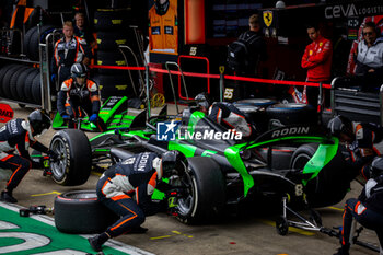 2024-07-07 - 05 MALONY Zane (bar), Rodin Motorsport, Dallara F2 2024, action, pitlane, during the 8th round of the 2024 FIA Formula 2 Championship from July 5 to 7, 2024 on the Silverstone Circuit, in Silverstone, United Kingdom - AUTO - FORMULA 2 2024 - SILVERSTONE - FORMULA 2 - MOTORS