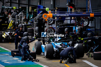 2024-07-07 - 07 CRAWFORD Jak (usa), DAMS Lucas Oil, Dallara F2 2024, action, pitlane, during the 8th round of the 2024 FIA Formula 2 Championship from July 5 to 7, 2024 on the Silverstone Circuit, in Silverstone, United Kingdom - AUTO - FORMULA 2 2024 - SILVERSTONE - FORMULA 2 - MOTORS