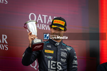 2024-07-07 - CRAWFORD Jak (usa), DAMS Lucas Oil, Dallara F2 2024, portrait, podium during the 8th round of the 2024 FIA Formula 2 Championship from July 5 to 7, 2024 on the Silverstone Circuit, in Silverstone, United Kingdom - AUTO - FORMULA 2 2024 - SILVERSTONE - FORMULA 2 - MOTORS