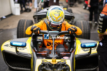 2024-07-21 - BORTOLETO Gabriel (bra), Invicta Racing, Dallara F2 2024, portrait during the 9th round of the 2024 FIA Formula 2 Championship from July 19 to 21, 2024 on the Hungaroring, in Mogyorod, Hungary - AUTO - FORMULA 2 2024 - HUNGARORING - FORMULA 2 - MOTORS