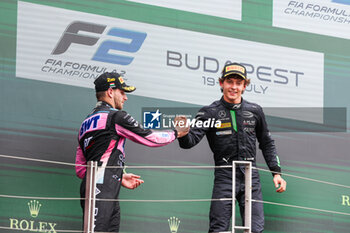 2024-07-21 - ANTONELLI Andrea Kimi (ita), Prema Racing, Dallara F2 2024, MARTINS Victor (fra), ART Grand Prix, Dallara F2 2024, portrait podium during the 9th round of the 2024 FIA Formula 2 Championship from July 19 to 21, 2024 on the Hungaroring, in Mogyorod, Hungary - AUTO - FORMULA 2 2024 - HUNGARORING - FORMULA 2 - MOTORS