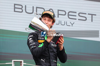 2024-07-21 - ANTONELLI Andrea Kimi (ita), Prema Racing, Dallara F2 2024, portrait podium during the 9th round of the 2024 FIA Formula 2 Championship from July 19 to 21, 2024 on the Hungaroring, in Mogyorod, Hungary - AUTO - FORMULA 2 2024 - HUNGARORING - FORMULA 2 - MOTORS