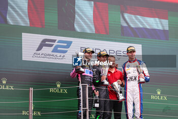 2024-07-21 - ANTONELLI Andrea Kimi (ita), Prema Racing, Dallara F2 2024, MARTINS Victor (fra), ART Grand Prix, Dallara F2 2024, VERSCHOOR Richard (nld), Trident, Dallara F2 2024, portrait podium during the 9th round of the 2024 FIA Formula 2 Championship from July 19 to 21, 2024 on the Hungaroring, in Mogyorod, Hungary - AUTO - FORMULA 2 2024 - HUNGARORING - FORMULA 2 - MOTORS