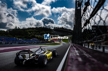 2024-07-26 - 10 BORTOLETO Gabriel (bra), Invicta Racing, Dallara F2 2024, action during the 10th round of the 2024 FIA Formula 2 Championship from July 26 to 28, 2024 on the Circuit de Spa-Francorchamps, in Stavelot, Belgium - AUTO - FORMULA 2 2024 - SPA-FRANCORCHAMPS - FORMULA 2 - MOTORS