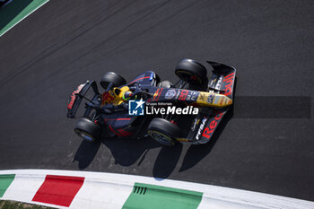 2024-08-30 - 20 HADJAR Isack (fra), Campos Racing, Dallara F2 2024, action during the 11th round of the 2024 FIA Formula 2 Championship from August 30 to September 1, 2024 on the Autodromo Nazionale Monza, in Monza, Italy - AUTO - FORMULA 2 2024 - MONZA - FORMULA 2 - MOTORS