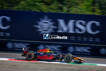 2024-08-30 - 20 HADJAR Isack (fra), Campos Racing, Dallara F2 2024, action during the 11th round of the 2024 FIA Formula 2 Championship from August 30 to September 1, 2024 on the Autodromo Nazionale Monza, in Monza, Italy - AUTO - FORMULA 2 2024 - MONZA - FORMULA 2 - MOTORS