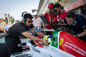 2024-08-30 - BEARMAN Oliver (gbr), Prema Racing, Dallara F2 2024, portrait during the 11th round of the 2024 FIA Formula 2 Championship from August 30 to September 1, 2024 on the Autodromo Nazionale Monza, in Monza, Italy - AUTO - FORMULA 2 2024 - MONZA - FORMULA 2 - MOTORS