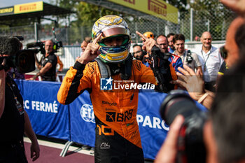 2024-09-01 - BORTOLETO Gabriel (bra), Invicta Racing, Dallara F2 2024, portrait celebrates his victory during the 11th round of the 2024 FIA Formula 2 Championship from August 30 to September 1, 2024 on the Autodromo Nazionale Monza, in Monza, Italy - AUTO - FORMULA 2 2024 - MONZA - FORMULA 2 - MOTORS