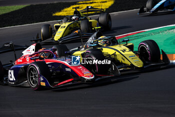 2024-09-01 - 22 VERSCHOOR Richard (nld), Trident, Dallara F2 2024, action 10 BORTOLETO Gabriel (bra), Invicta Racing, Dallara F2 2024, action during the 11th round of the 2024 FIA Formula 2 Championship from August 30 to September 1, 2024 on the Autodromo Nazionale Monza, in Monza, Italy - AUTO - FORMULA 2 2024 - MONZA - FORMULA 2 - MOTORS