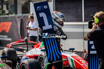 2024-09-14 - DURKSEN Joshua (pry), PHM AIX Racing, Dallara F2 2024, portrait Parc ferme celebration during the 12th round of the 2024 FIA Formula 2 Championship from September 13 to 15, 2024 on the Baku City Circuit, in Baku, Azerbaijan - AUTO - FORMULA 2 2024 - BAKU - FORMULA 2 - MOTORS