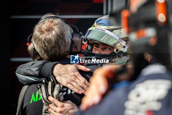 2024-09-14 - DURKSEN Joshua (pry), PHM AIX Racing, Dallara F2 2024, portrait Parc ferme celebration during the 12th round of the 2024 FIA Formula 2 Championship from September 13 to 15, 2024 on the Baku City Circuit, in Baku, Azerbaijan - AUTO - FORMULA 2 2024 - BAKU - FORMULA 2 - MOTORS