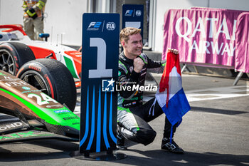 2024-09-14 - DURKSEN Joshua (pry), PHM AIX Racing, Dallara F2 2024, portrait Parc ferme celebration during the 12th round of the 2024 FIA Formula 2 Championship from September 13 to 15, 2024 on the Baku City Circuit, in Baku, Azerbaijan - AUTO - FORMULA 2 2024 - BAKU - FORMULA 2 - MOTORS