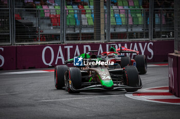 2024-09-14 - 24 DURKSEN Joshua (pry), PHM AIX Racing, Dallara F2 2024, action during the 12th round of the 2024 FIA Formula 2 Championship from September 13 to 15, 2024 on the Baku City Circuit, in Baku, Azerbaijan - AUTO - FORMULA 2 2024 - BAKU - FORMULA 2 - MOTORS