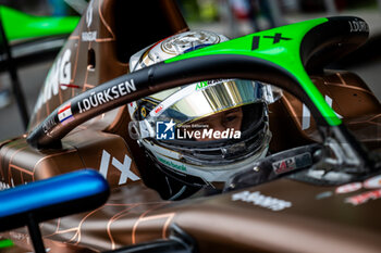 2024-09-14 - DURKSEN Joshua (pry), PHM AIX Racing, Dallara F2 2024, portrait during the 12th round of the 2024 FIA Formula 2 Championship from September 13 to 15, 2024 on the Baku City Circuit, in Baku, Azerbaijan - AUTO - FORMULA 2 2024 - BAKU - FORMULA 2 - MOTORS