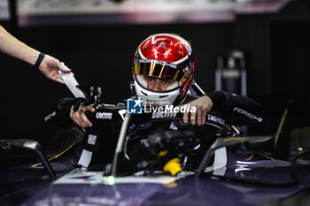 2024-01-11 - WEHRLEIN Pascal (ger), TAG HEUER Porsche Formula E Team, Porsche 99X Electric, portrait during the 2024 Hankook Mexico City ePrix, 1st meeting of the 2023-24 ABB FIA Formula E World Championship, on the Autodromo Hermanos Rodriguez from January 11 to 13, in Mexico City, Mexico - 2024 FORMULA E HANKOOK MEXICO CITY EPRIX - FORMULA E - MOTORS