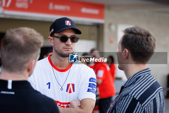 2024-01-11 - DENNIS Jake (gbr), Andretti Global, Porsche 99X Electric, portrait during the 2024 Hankook Mexico City ePrix, 1st meeting of the 2023-24 ABB FIA Formula E World Championship, on the Autodromo Hermanos Rodriguez from January 11 to 13, in Mexico City, Mexico - 2024 FORMULA E HANKOOK MEXICO CITY EPRIX - FORMULA E - MOTORS