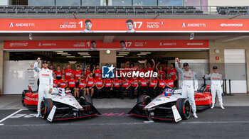 2024-01-11 - DENNIS Jake (gbr) and NATO Norman (fra), Andretti Global, Porsche 99X Electric, portrait, group picture, portrait during the 2024 Hankook Mexico City ePrix, 1st meeting of the 2023-24 ABB FIA Formula E World Championship, on the Autodromo Hermanos Rodriguez from January 11 to 13, in Mexico City, Mexico - 2024 FORMULA E HANKOOK MEXICO CITY EPRIX - FORMULA E - MOTORS