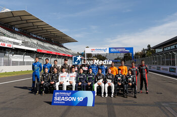 2024-01-11 - Drivers family picture, portrait during the 2024 Hankook Mexico City ePrix, 1st meeting of the 2023-24 ABB FIA Formula E World Championship, on the Autodromo Hermanos Rodriguez from January 11 to 13, in Mexico City, Mexico - 2024 FORMULA E HANKOOK MEXICO CITY EPRIX - FORMULA E - MOTORS