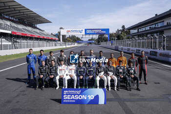 2024-01-11 - Drivers family picture during the 2024 Hankook Mexico City ePrix, 1st meeting of the 2023-24 ABB FIA Formula E World Championship, on the Autodromo Hermanos Rodriguez from January 11 to 13, in Mexico City, Mexico - 2024 FORMULA E HANKOOK MEXICO CITY EPRIX - FORMULA E - MOTORS