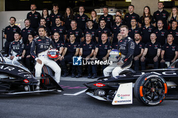 2024-01-11 - EVANS Mitch (nzl), Jaguar TCS Racing, Jaguar I-Type 6, portrait CASSIDY Nick (nzl), Jaguar TCS Racing, Jaguar I-Type 6, portrait during the 2024 Hankook Mexico City ePrix, 1st meeting of the 2023-24 ABB FIA Formula E World Championship, on the Autodromo Hermanos Rodriguez from January 11 to 13, in Mexico City, Mexico - 2024 FORMULA E HANKOOK MEXICO CITY EPRIX - FORMULA E - MOTORS