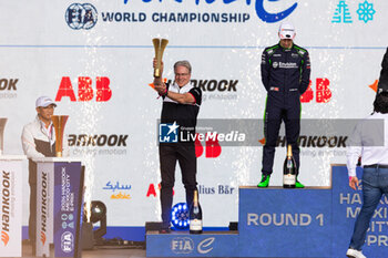 2024-01-13 - Porsche engineer Podium during the 2024 Hankook Mexico City ePrix, 1st meeting of the 2023-24 ABB FIA Formula E World Championship, on the Autodromo Hermanos Rodriguez from January 11 to 13, in Mexico City, Mexico - 2024 FORMULA E HANKOOK MEXICO CITY EPRIX - FORMULA E - MOTORS