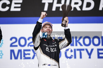 2024-01-13 - CASSIDY Nick (nzl), Jaguar TCS Racing, Jaguar I-Type 6, portrait podium, portrait during the 2024 Hankook Mexico City ePrix, 1st meeting of the 2023-24 ABB FIA Formula E World Championship, on the Autodromo Hermanos Rodriguez from January 11 to 13, in Mexico City, Mexico - 2024 FORMULA E HANKOOK MEXICO CITY EPRIX - FORMULA E - MOTORS