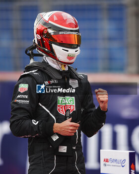 2024-01-13 - WEHRLEIN Pascal (ger), TAG HEUER Porsche Formula E Team, Porsche 99X Electric, portrait during the 2024 Hankook Mexico City ePrix, 1st meeting of the 2023-24 ABB FIA Formula E World Championship, on the Autodromo Hermanos Rodriguez from January 11 to 13, in Mexico City, Mexico - 2024 FORMULA E HANKOOK MEXICO CITY EPRIX - FORMULA E - MOTORS