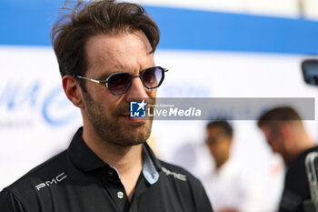 2024-01-25 - VERGNE Jean-Eric (fra), DS Penske, DS E-Tense FE23, portrait during the 2024 Diriyah E-Prix, 2nd meeting of the 2023-24 ABB FIA Formula E World Championship, on the Riyadh Street Circuit from January 25 to 27, in Diriyah, Saudi Arabia - 2024 FORMULA E DIRIYAH E-PRIX - FORMULA E - MOTORS