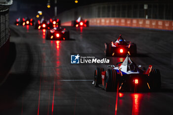 2024-01-25 - 01 DENNIS Jake (gbr), Andretti Global, Porsche 99X Electric, action during the 2024 Diriyah E-Prix, 2nd meeting of the 2023-24 ABB FIA Formula E World Championship, on the Riyadh Street Circuit from January 25 to 27, in Diriyah, Saudi Arabia - 2024 FORMULA E DIRIYAH E-PRIX - FORMULA E - MOTORS