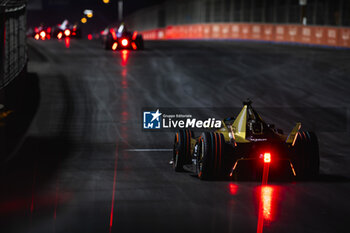 2024-01-25 - 02 VANDOORNE Stoffel (bel), DS Penske, DS E-Tense FE23, action during the 2024 Diriyah E-Prix, 2nd meeting of the 2023-24 ABB FIA Formula E World Championship, on the Riyadh Street Circuit from January 25 to 27, in Diriyah, Saudi Arabia - 2024 FORMULA E DIRIYAH E-PRIX - FORMULA E - MOTORS
