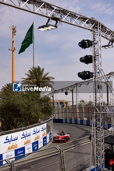 2024-01-26 - 23 FENESTRAZ Sacha (fra), Nissan Formula E Team, Nissan e-4ORCE 04, action during the 2024 Diriyah E-Prix, 2nd meeting of the 2023-24 ABB FIA Formula E World Championship, on the Riyadh Street Circuit from January 25 to 27, in Diriyah, Saudi Arabia - 2024 FORMULA E DIRIYAH E-PRIX - FORMULA E - MOTORS