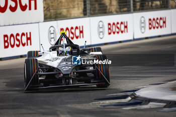 2024-01-26 - 37 CASSIDY Nick (nzl), Jaguar TCS Racing, Jaguar I-Type 6, action during the 2024 Diriyah E-Prix, 2nd meeting of the 2023-24 ABB FIA Formula E World Championship, on the Riyadh Street Circuit from January 25 to 27, in Diriyah, Saudi Arabia - 2024 FORMULA E DIRIYAH E-PRIX - FORMULA E - MOTORS