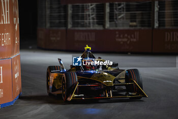 2024-01-26 - 25 VERGNE Jean-Eric (fra), DS Penske, DS E-Tense FE23, action during the 2024 Diriyah E-Prix, 2nd meeting of the 2023-24 ABB FIA Formula E World Championship, on the Riyadh Street Circuit from January 25 to 27, in Diriyah, Saudi Arabia - 2024 FORMULA E DIRIYAH E-PRIX - FORMULA E - MOTORS