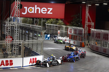 2024-01-26 - 37 CASSIDY Nick (nzl), Jaguar TCS Racing, Jaguar I-Type 6, action during the 2024 Diriyah E-Prix, 2nd meeting of the 2023-24 ABB FIA Formula E World Championship, on the Riyadh Street Circuit from January 25 to 27, in Diriyah, Saudi Arabia - 2024 FORMULA E DIRIYAH E-PRIX - FORMULA E - MOTORS