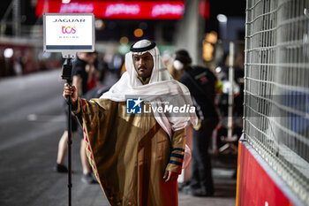 2024-01-26 - grille de depart, starting grid, ambiance during the 2024 Diriyah E-Prix, 2nd meeting of the 2023-24 ABB FIA Formula E World Championship, on the Riyadh Street Circuit from January 25 to 27, in Diriyah, Saudi Arabia - 2024 FORMULA E DIRIYAH E-PRIX - FORMULA E - MOTORS
