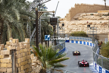 2024-01-27 - 25 VERGNE Jean-Eric (fra), DS Penske, DS E-Tense FE23, 23 FENESTRAZ Sacha (fra), Nissan Formula E Team, Nissan e-4ORCE 04, action during the 2024 Diriyah E-Prix, 2nd meeting of the 2023-24 ABB FIA Formula E World Championship, on the Riyadh Street Circuit from January 25 to 27, in Diriyah, Saudi Arabia - 2024 FORMULA E DIRIYAH E-PRIX - FORMULA E - MOTORS