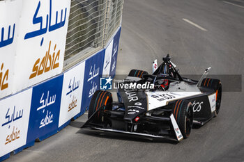 2024-01-27 - 09 EVANS Mitch (nzl), Jaguar TCS Racing, Jaguar I-Type 6, action during the 2024 Diriyah E-Prix, 2nd meeting of the 2023-24 ABB FIA Formula E World Championship, on the Riyadh Street Circuit from January 25 to 27, in Diriyah, Saudi Arabia - 2024 FORMULA E DIRIYAH E-PRIX - FORMULA E - MOTORS