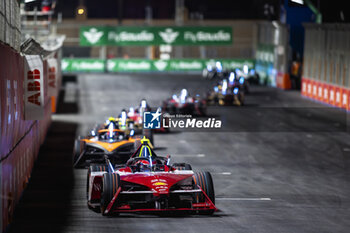 2024-01-27 - 22 ROWLAND Oliver (gbr), Nissan Formula E Team, Nissan e-4ORCE 04, action during the 2024 Diriyah E-Prix, 2nd meeting of the 2023-24 ABB FIA Formula E World Championship, on the Riyadh Street Circuit from January 25 to 27, in Diriyah, Saudi Arabia - 2024 FORMULA E DIRIYAH E-PRIX - FORMULA E - MOTORS