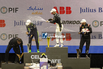 2024-01-27 - 37 CASSIDY Nick (nzl), Jaguar TCS Racing, Jaguar I-Type 6, 04 FRIJNS Robin (nld), Envision Racing, Jaguar I-Type 6, 22 ROWLAND Oliver (gbr), Nissan Formula E Team, Nissan e-4ORCE 04, podium, portrait during the 2024 Diriyah E-Prix, 2nd meeting of the 2023-24 ABB FIA Formula E World Championship, on the Riyadh Street Circuit from January 25 to 27, in Diriyah, Saudi Arabia - 2024 FORMULA E DIRIYAH E-PRIX - FORMULA E - MOTORS